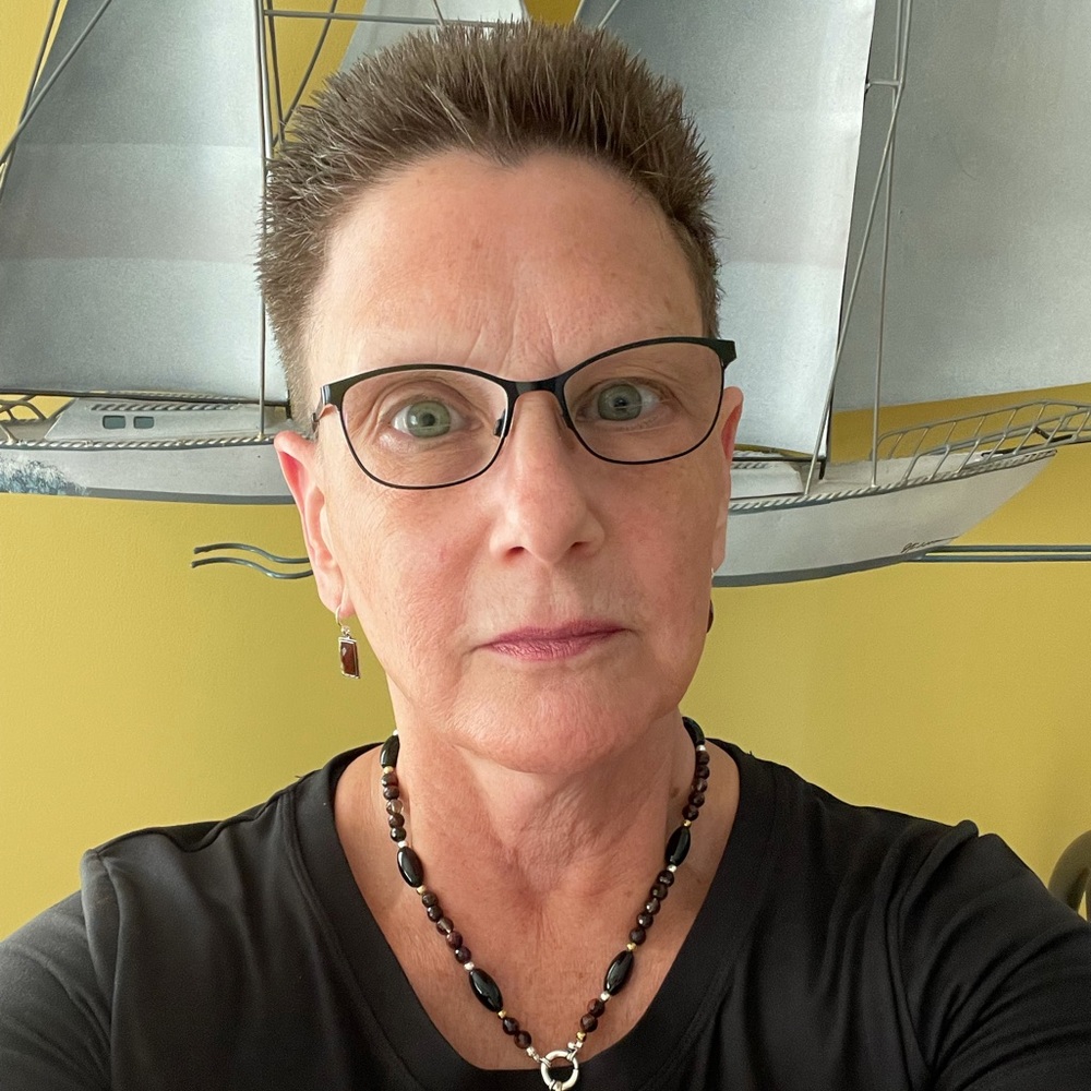 Meet your Posher, Kay